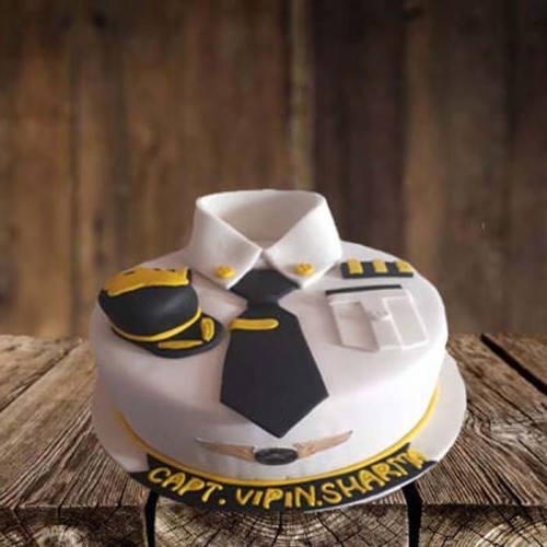 Airline Pilot Dress Customized Cake Delivery in Delhi