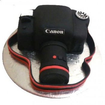 Canon DSLR Camera Fondant Cake