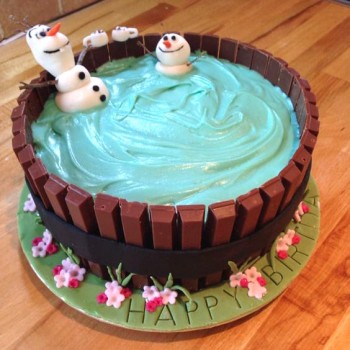 Frozen Olaf Kit Kat Cake