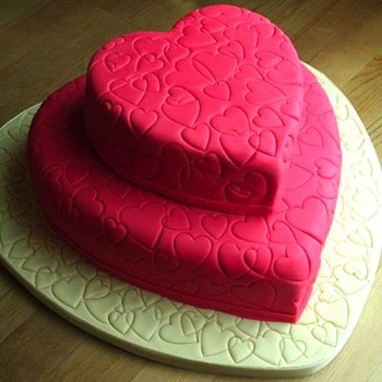 Magic of Love Romantic Fondant Cake