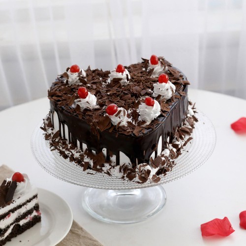 Flakey Hearts Black Forest Cake Delivery in Delhi NCR Flakey Hearts Black Forest Cake Delivery in Delhi