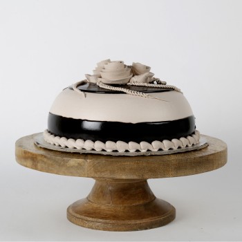 Special Chocolate Cream Cake