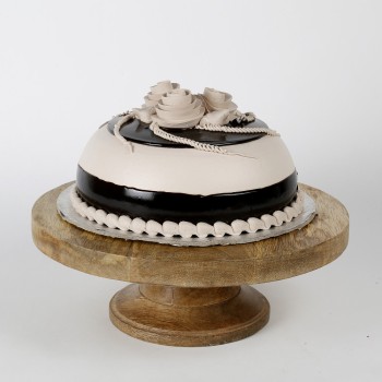 Special Chocolate Cream Cake
