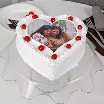 Pineapple Heart Shaped Photo Cake Pineapple Heart Shaped Photo Cake