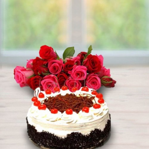 Delicious Black Forest Cake with Red Roses Delivery in Delhi