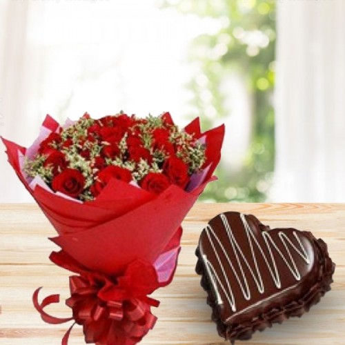 Heart Shape Chocolate Cake With Red Roses Bouquet Delivery in Delhi