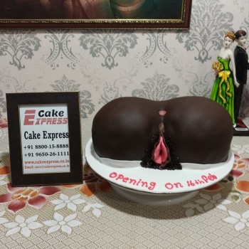 Huge Butt and Pussy Theme Fondant Cake