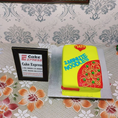Maggi Fondant Cake Delivery in Delhi
