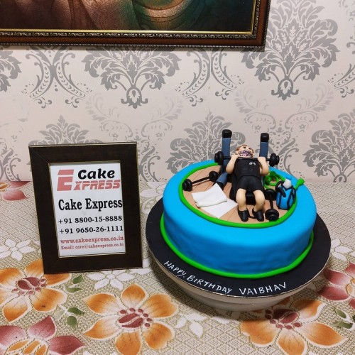 Gymaholic Guy Theme Cake Delivery in Delhi