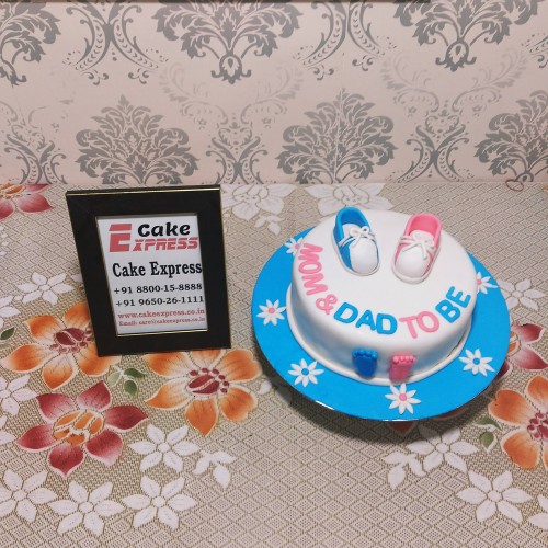 Mom and Dad to Be Fondant Cake Delivery in Delhi