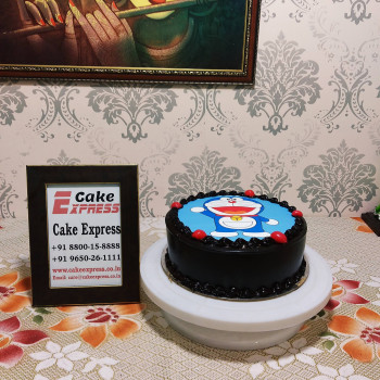Doraemon Round Chocolate Photo Cake Doraemon Round Chocolate Photo Cake