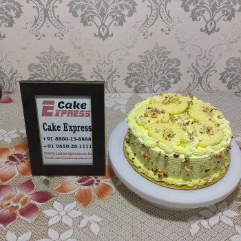 Butterscotch Cake With Rasmalai