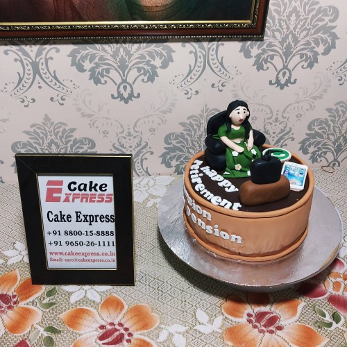 Lady Retirement Theme Fondant Cake Delivery in Delhi NCR