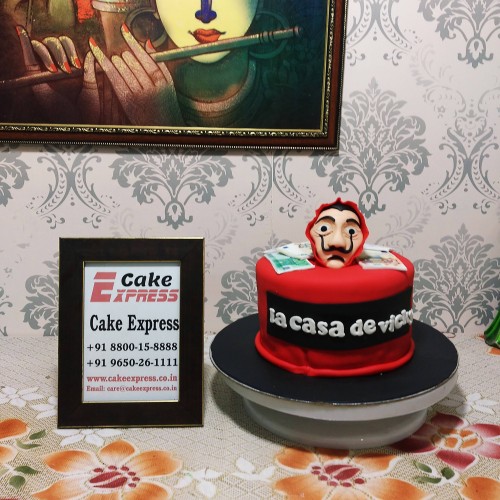 La Casa De Papel Theme Fondant Cake Delivery in Delhi NCR