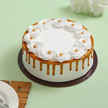 Crunchy Butterscotch Cream Cake Crunchy Butterscotch Cream Cake