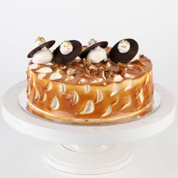 Crunchy Caramel Walnut Cake Crunchy Caramel Walnut Cake