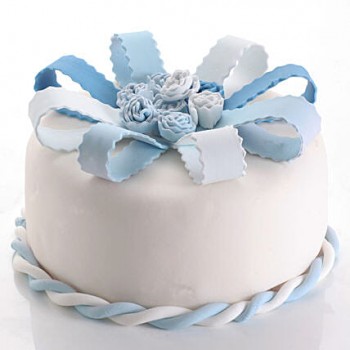 White & Blue Roses Fondant Cake