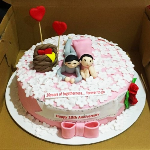 Couple 10th Anniversary Fondant Cake Delivery in Delhi