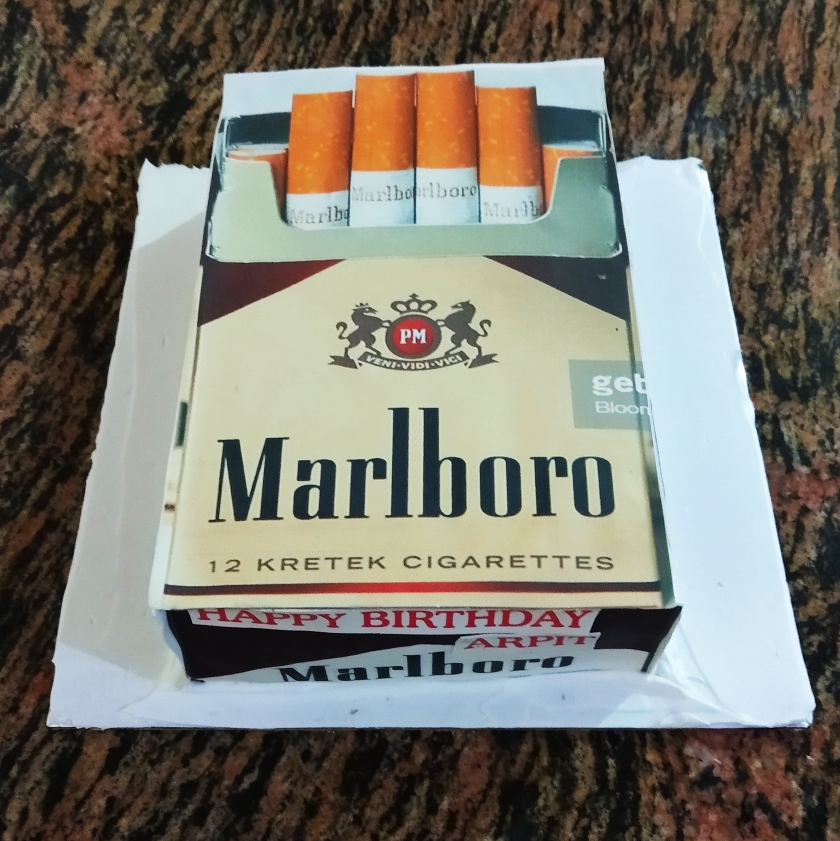 Marlboro Cigarette Cake Delivery in Delhi NCR